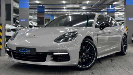 Porsche Panamera 971