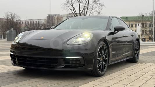 Porsche Panamera 971