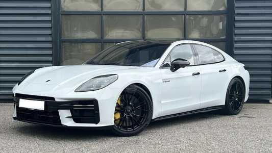 Porsche Panamera 972