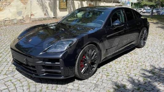 Porsche Panamera 972