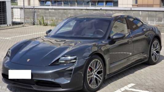 Porsche Taycan , 2021, пробег 33900 км