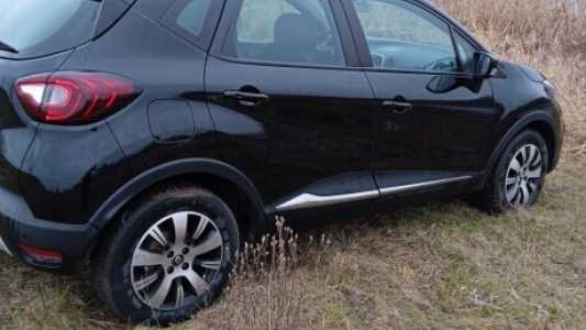 Renault Captur I Рестайлинг, 2018, пробег 108500 км Renault Captur I Рестайлинг, 2018, пробег 108500 км