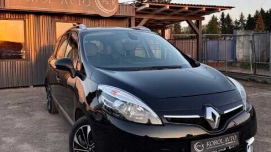 Renault Grand Scenic III 2-й рестайлинг, 2016, пробег 122000 км Renault Grand Scenic III 2-й рестайлинг, 2016, пробег 122000 км
