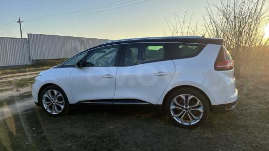 Renault Grand Scenic IV