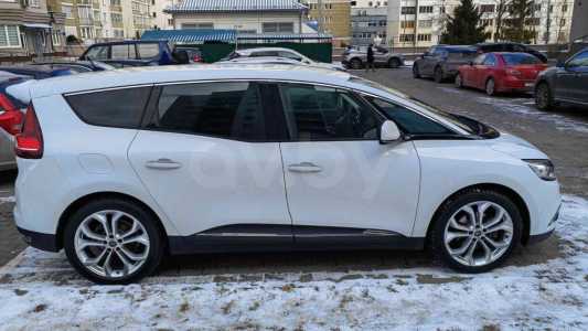 Renault Grand Scenic IV