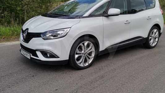 Renault Grand Scenic IV