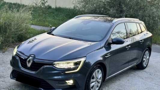Renault Megane IV Рестайлинг, 2020, пробег 165000 км Renault Megane IV Рестайлинг, 2020, пробег 165000 км
