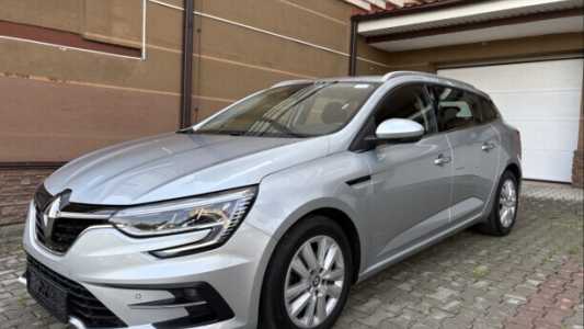 Renault Megane IV Рестайлинг, 2021, пробег 171000 км Renault Megane IV Рестайлинг, 2021, пробег 171000 км