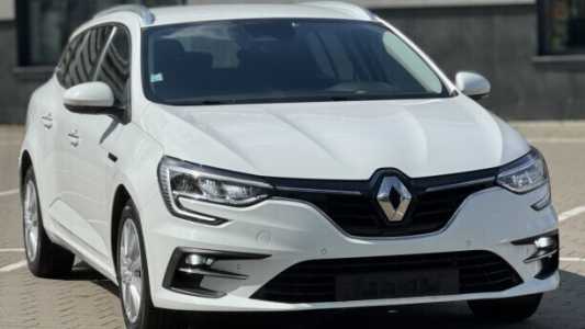 Renault Megane IV Рестайлинг, 2022, пробег 168000 км Renault Megane IV Рестайлинг, 2022, пробег 168000 км