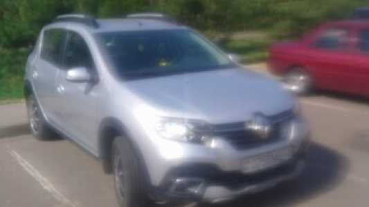 Renault Sandero Stepway II Рестайлинг, 2019, пробег 53000 км Renault Sandero Stepway II Рестайлинг, 2019, пробег 53000 км
