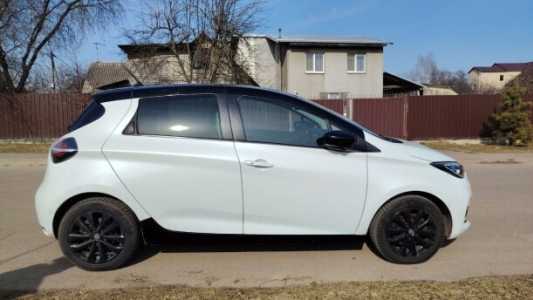 Renault ZOE I Рестайлинг, 2021, пробег 95000 км Renault ZOE I Рестайлинг, 2021, пробег 95000 км