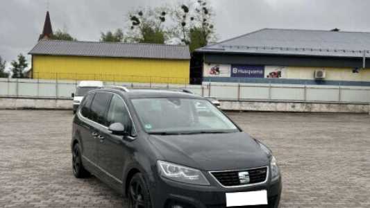 SEAT Alhambra II Рестайлинг, 2019, пробег 242000 км SEAT Alhambra II Рестайлинг, 2019, пробег 242000 км