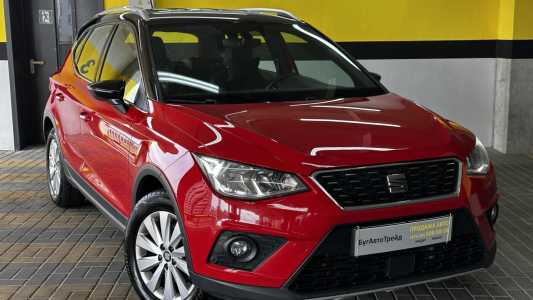 SEAT Arona I