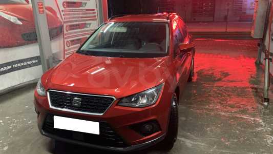 SEAT Arona I