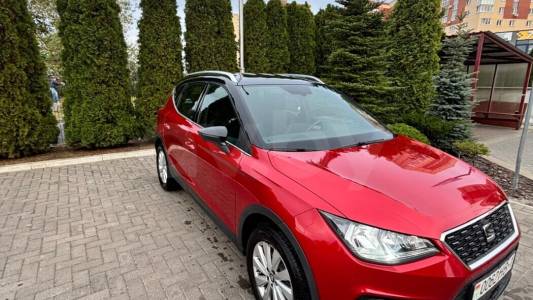 SEAT Arona I