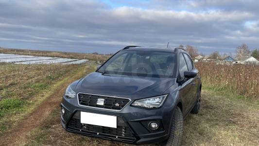 SEAT Arona I