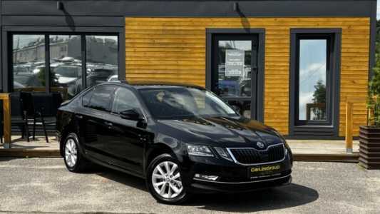 Skoda Octavia III Рестайлинг, 2018, пробег 137000 км Skoda Octavia III Рестайлинг, 2018, пробег 137000 км