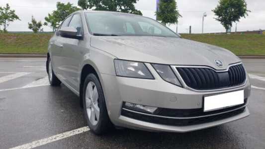 Skoda Octavia III Рестайлинг, 2019, пробег 118500 км Skoda Octavia III Рестайлинг, 2019, пробег 118500 км