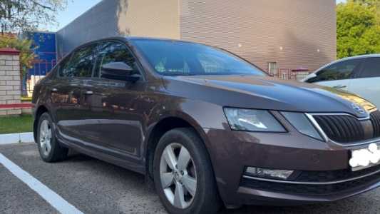Skoda Octavia III Рестайлинг, 2019, пробег 136000 км Skoda Octavia III Рестайлинг, 2019, пробег 136000 км