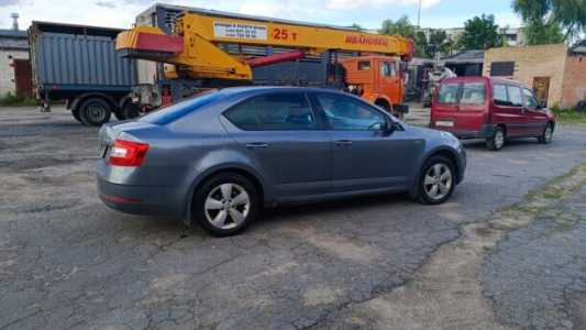 Skoda Octavia III Рестайлинг, 2019, пробег 192000 км Skoda Octavia III Рестайлинг, 2019, пробег 192000 км