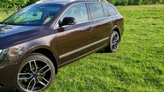 Skoda Superb II  Рестайлинг, 2014, пробег 124100 км