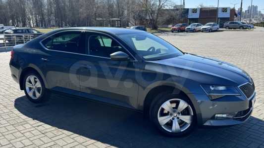 Skoda Superb III