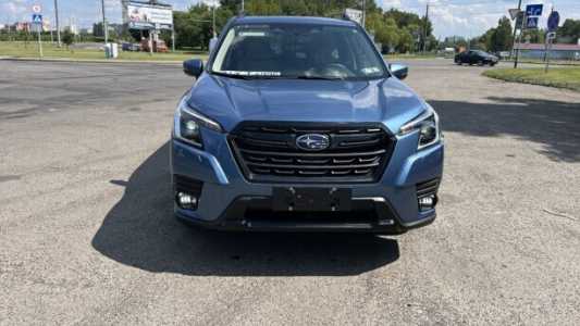 Subaru Forester V Рестайлинг, 2022, пробег 25000 км Subaru Forester V Рестайлинг, 2022, пробег 25000 км