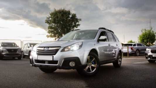 Subaru Outback IV Рестайлинг, 2014, пробег 293500 км Subaru Outback IV Рестайлинг, 2014, пробег 293500 км