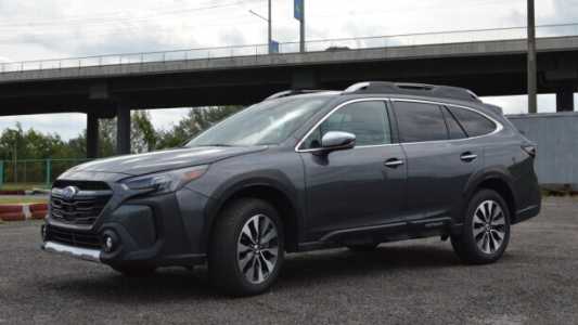 Subaru Outback VI Рестайлинг, 2023, пробег 16700 км Subaru Outback VI Рестайлинг, 2023, пробег 16700 км