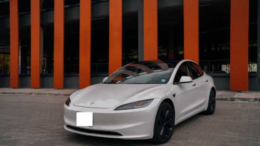 Tesla Model 3 I  2-й рестайлинг, 2024, пробег 9100 км