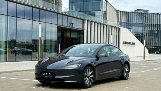 Tesla Model 3 I 2-й рестайлинг