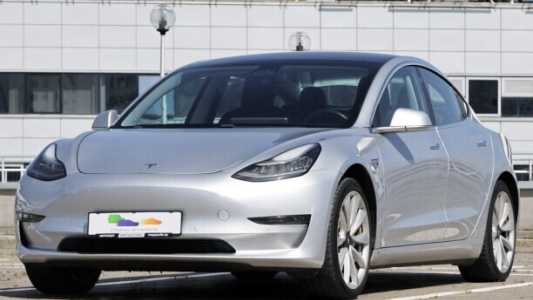 Tesla Model 3 I, 2018, пробег 200000 км