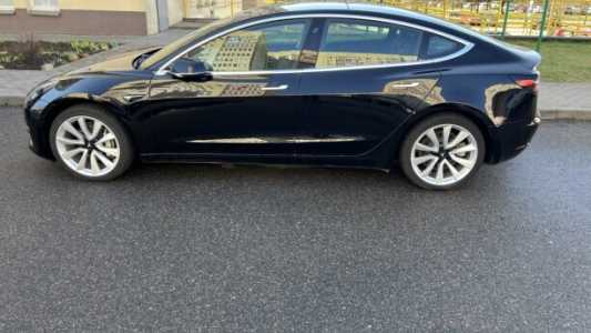 Tesla Model 3 I, 2019, пробег 105000 км