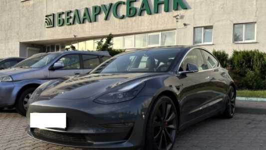 Tesla Model 3 I, 2019, пробег 153000 км