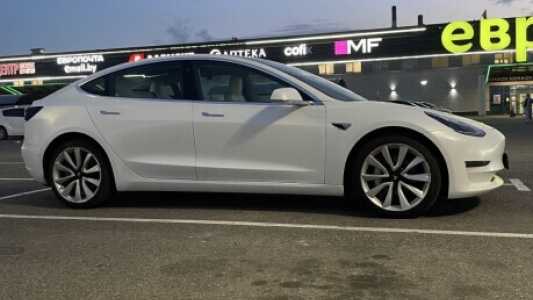 Tesla Model 3 I, 2019, пробег 80000 км