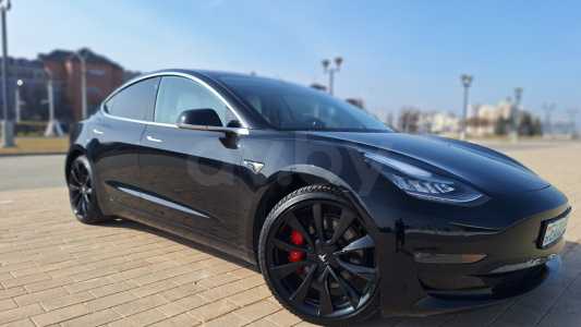 Tesla Model 3 I