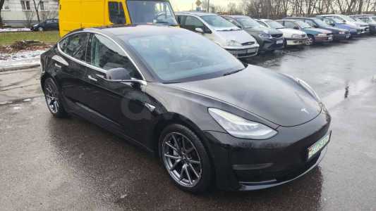 Tesla Model 3 I