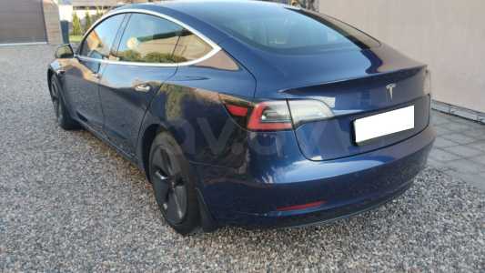 Tesla Model 3 I