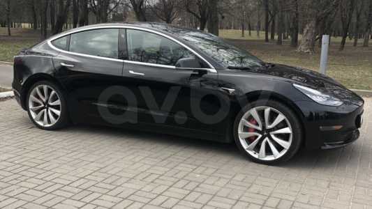 Tesla Model 3 I