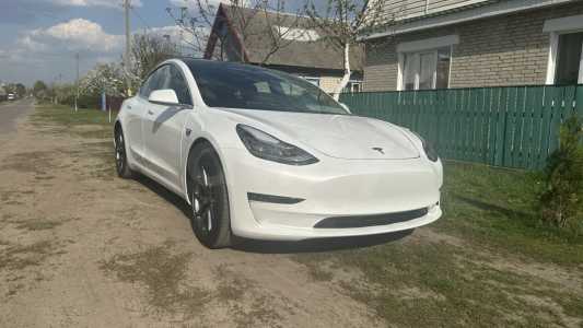 Tesla Model 3 I