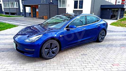 Tesla Model 3 I