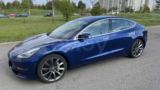 Tesla Model 3 I