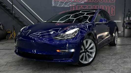 Tesla Model 3 I