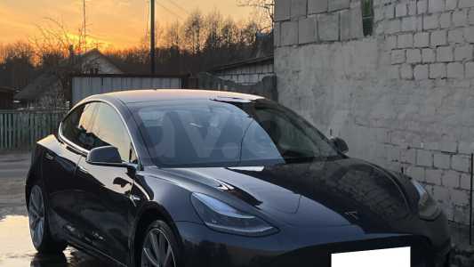 Tesla Model 3 I