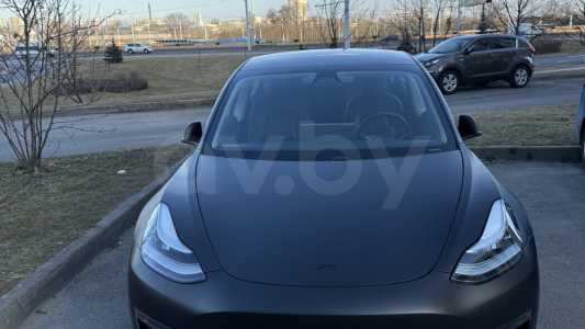 Tesla Model 3 I