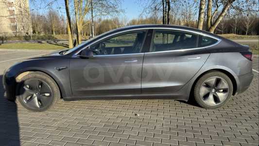 Tesla Model 3 I