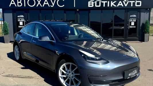 Tesla Model 3 I