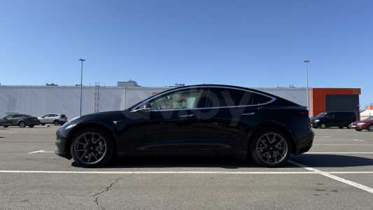 Tesla Model 3 I