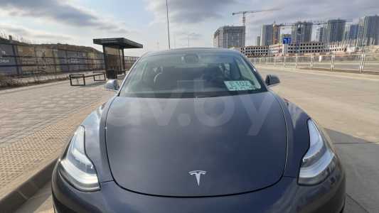 Tesla Model 3 I