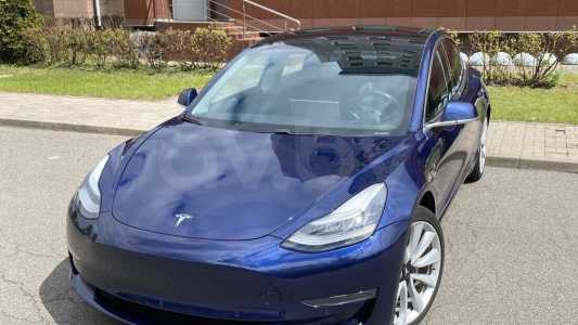 Tesla Model 3 I